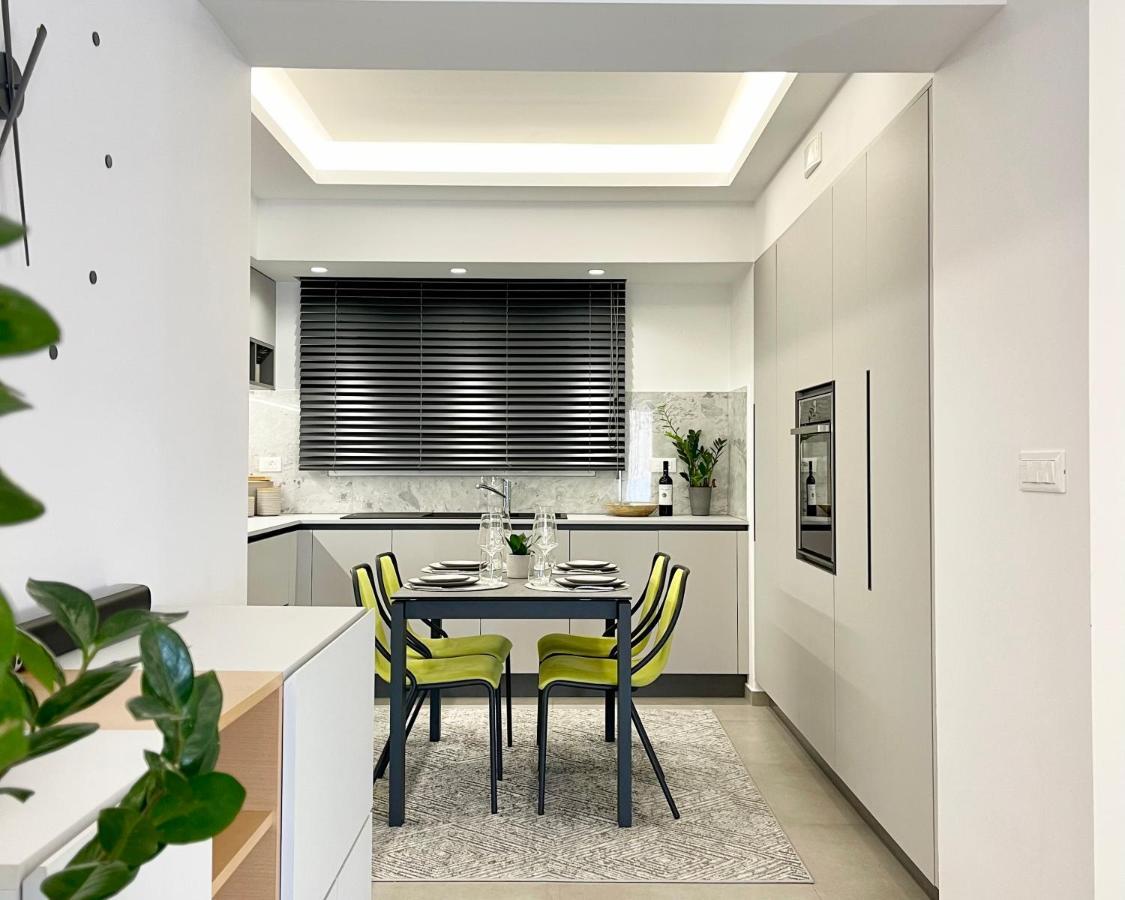 קרמסטי White House Kokas Luxury Apartments מראה חיצוני תמונה