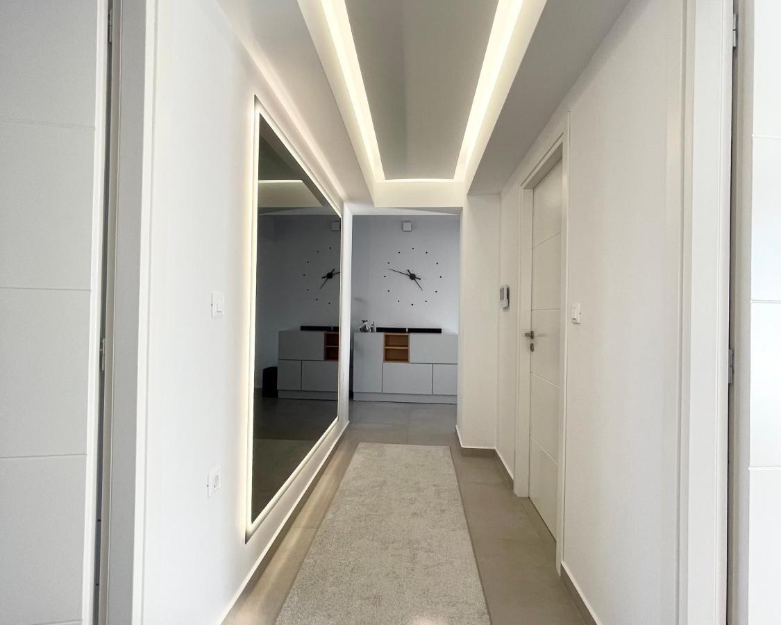 קרמסטי White House Kokas Luxury Apartments מראה חיצוני תמונה