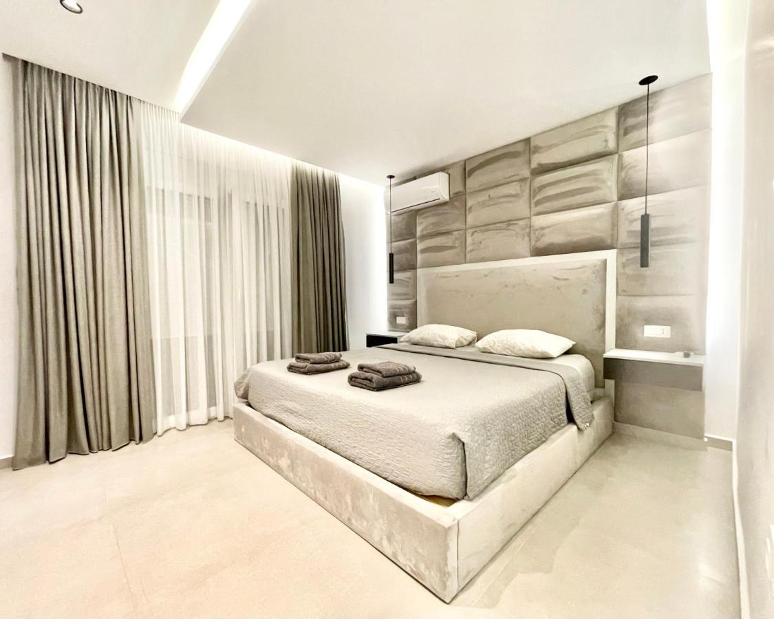קרמסטי White House Kokas Luxury Apartments מראה חיצוני תמונה